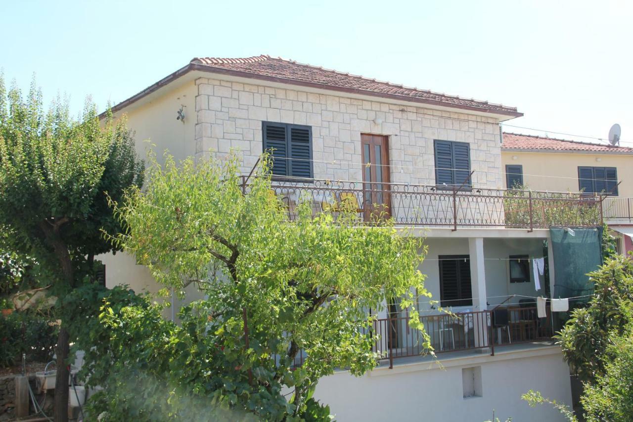 App Dujmovic Apartment Supetar Exterior foto
