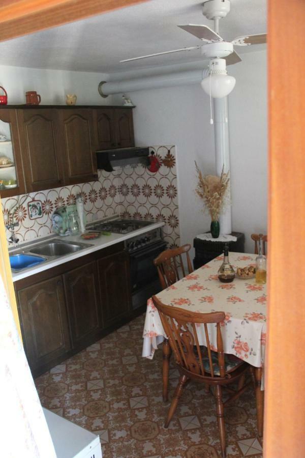 App Dujmovic Apartment Supetar Exterior foto